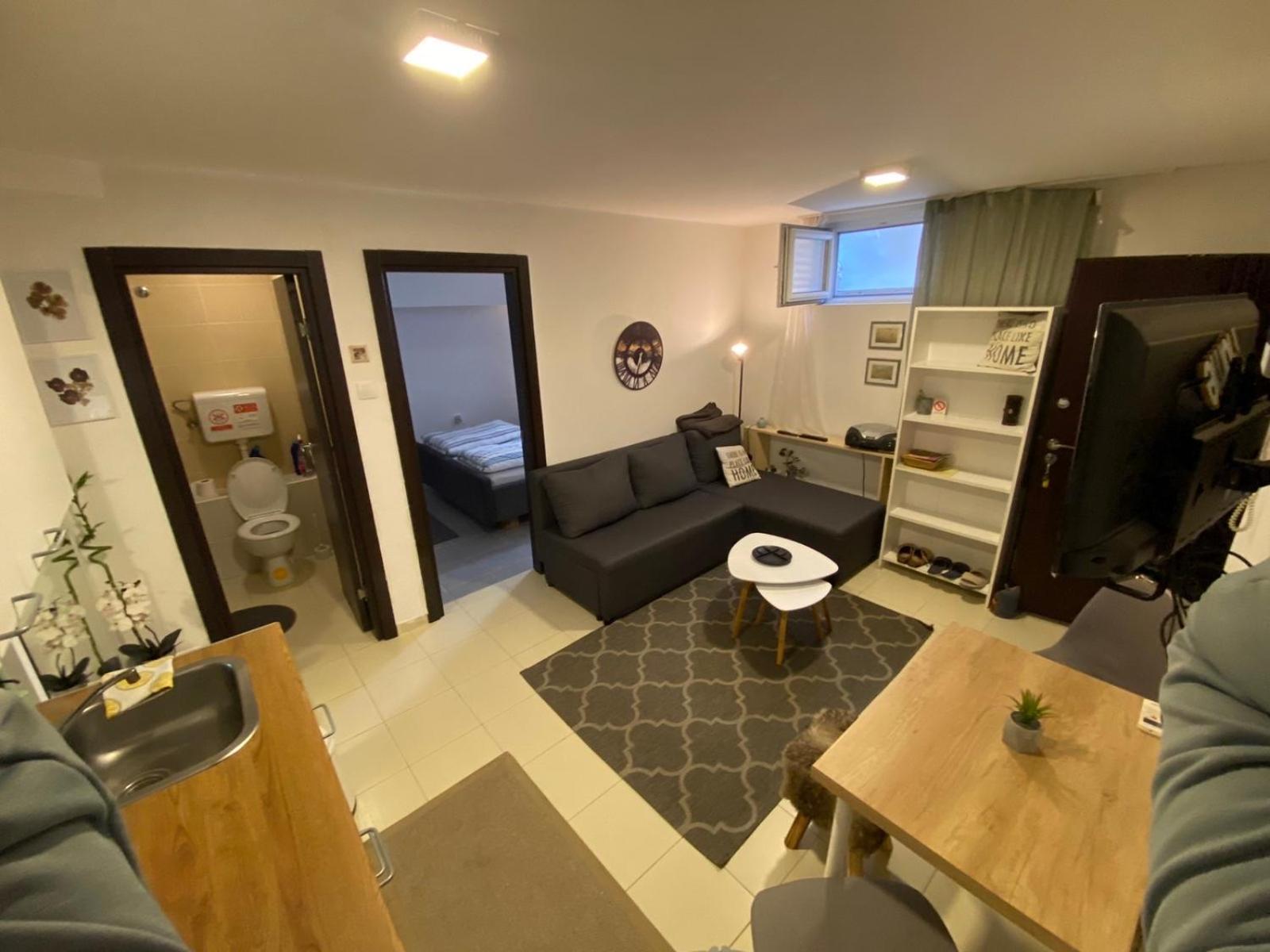 N6 Apartment โนวีซาด ภายนอก รูปภาพ